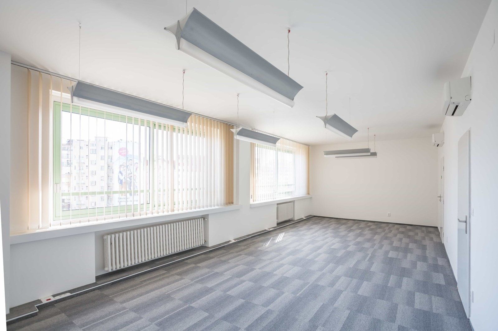 property6a94e4556a940