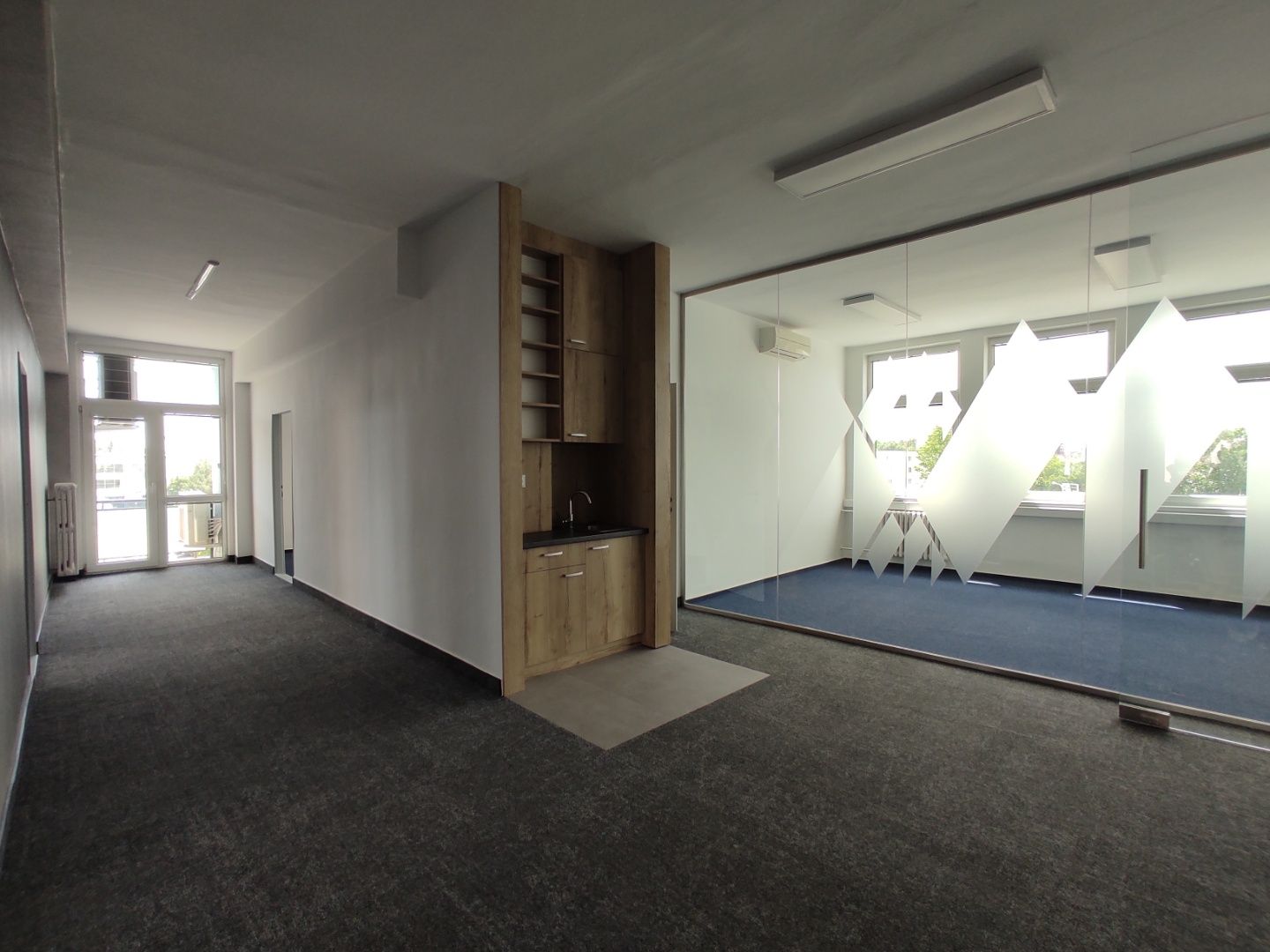 property6a94e48ca01ea